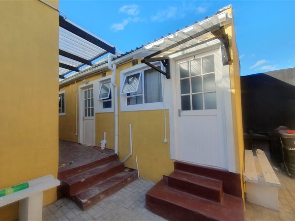 7 Bed House in Delft South