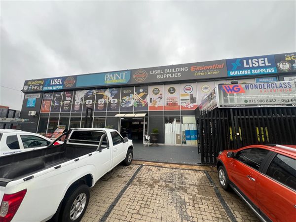 1250  m² Commercial space