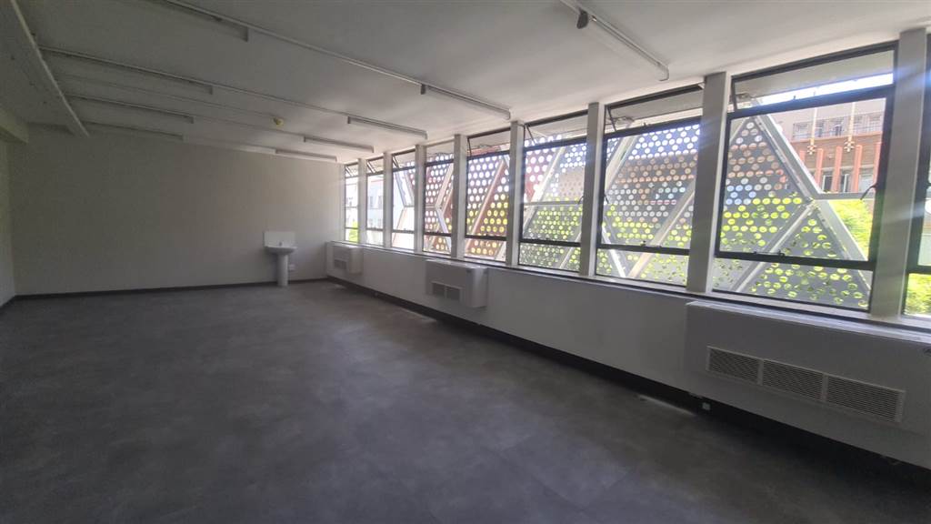 53  m² Commercial space in Pretoria Central photo number 5