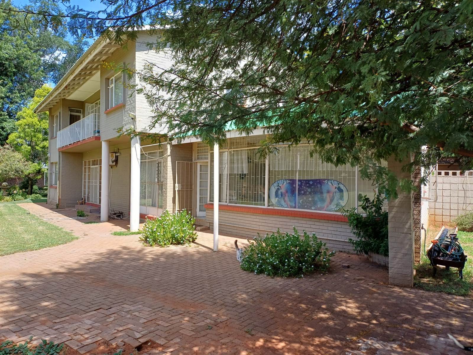 5 Bed House in Stilfontein photo number 3