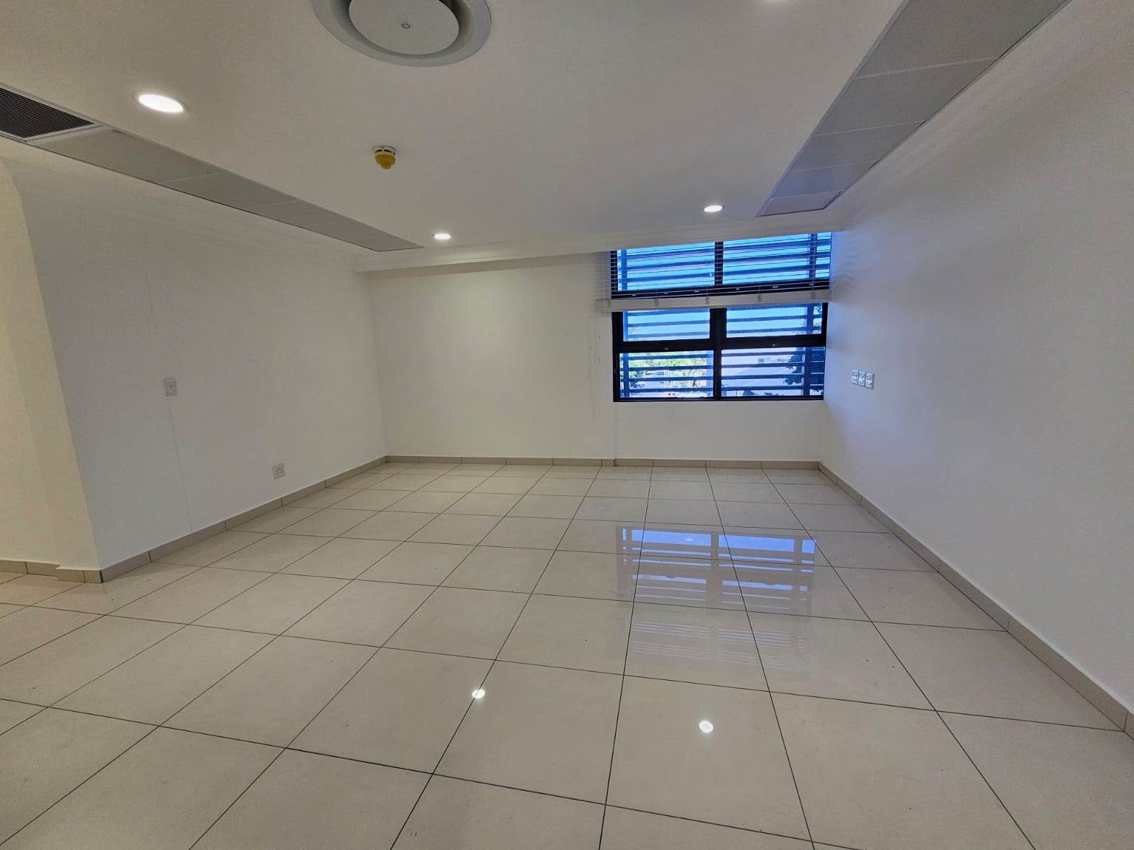 59  m² Commercial space in Panorama photo number 7