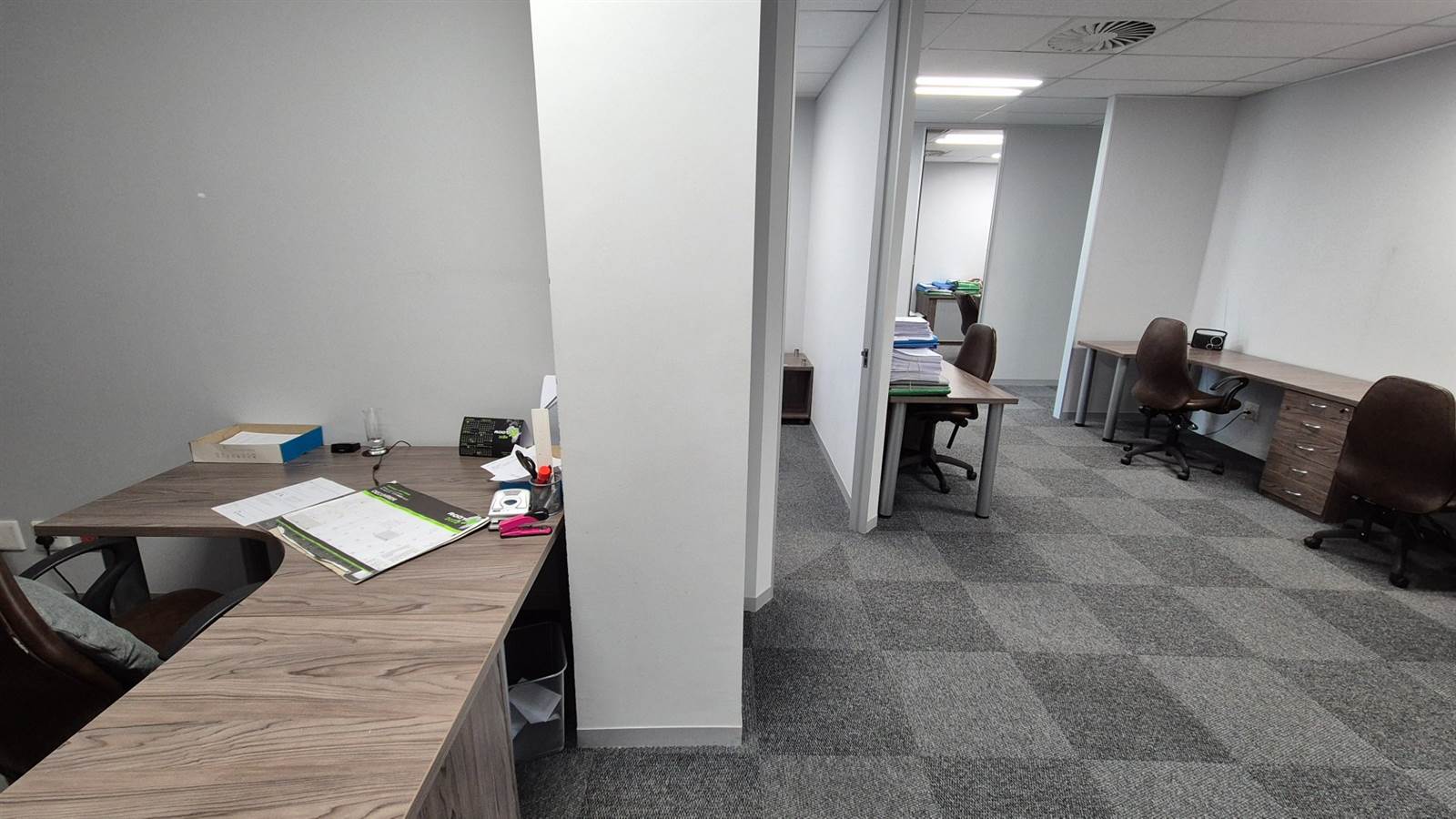 242  m² Office Space in Lynnwood photo number 9