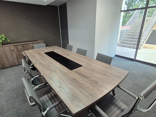 242  m² Office Space in Lynnwood