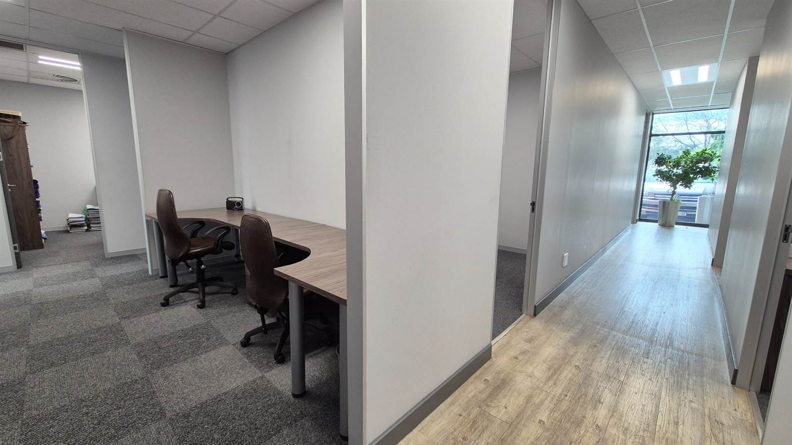 242  m² Office Space in Lynnwood photo number 11