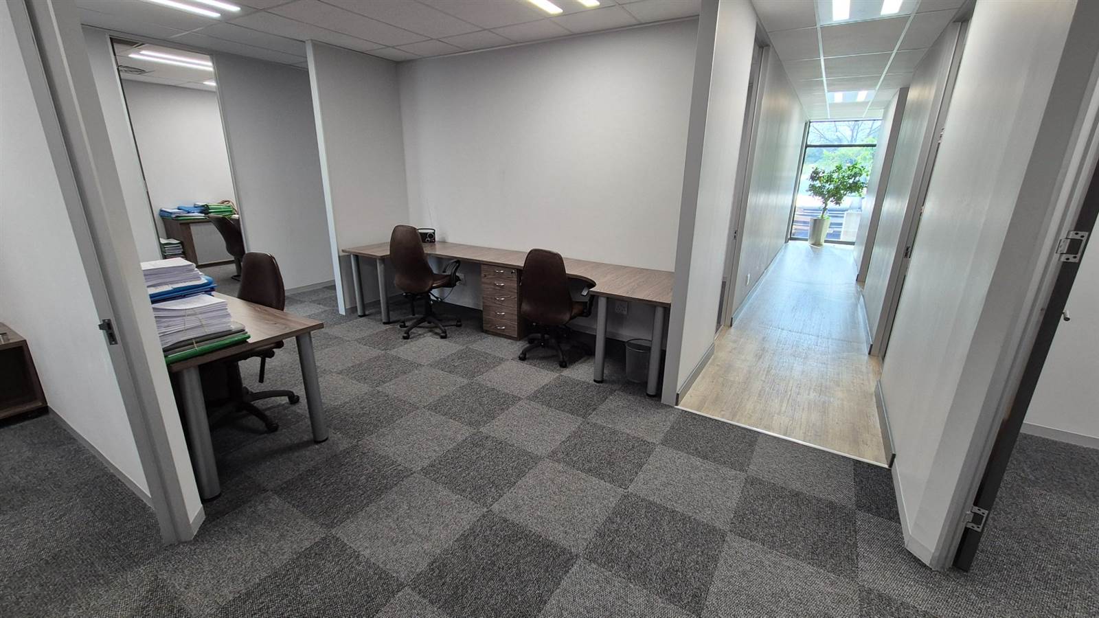 242  m² Office Space in Lynnwood photo number 6