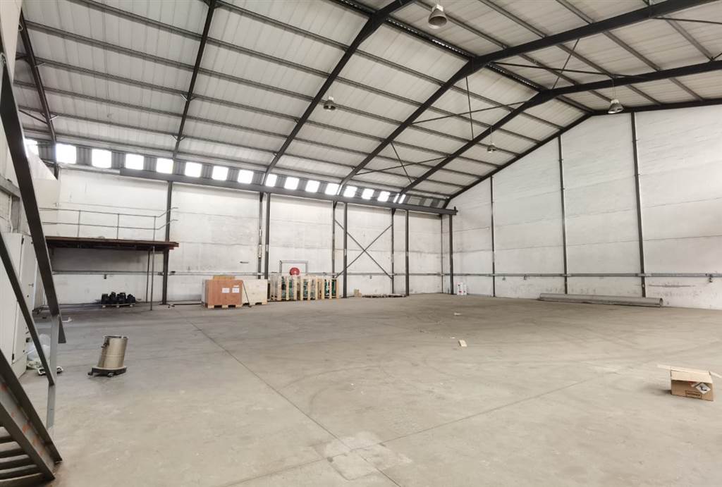 1000  m² Industrial space in Montague Gardens photo number 8