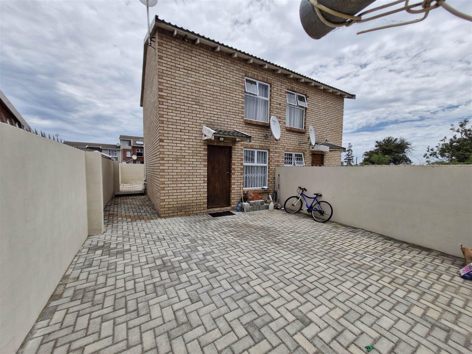 2 Bed House in Walmer Link photo number 25