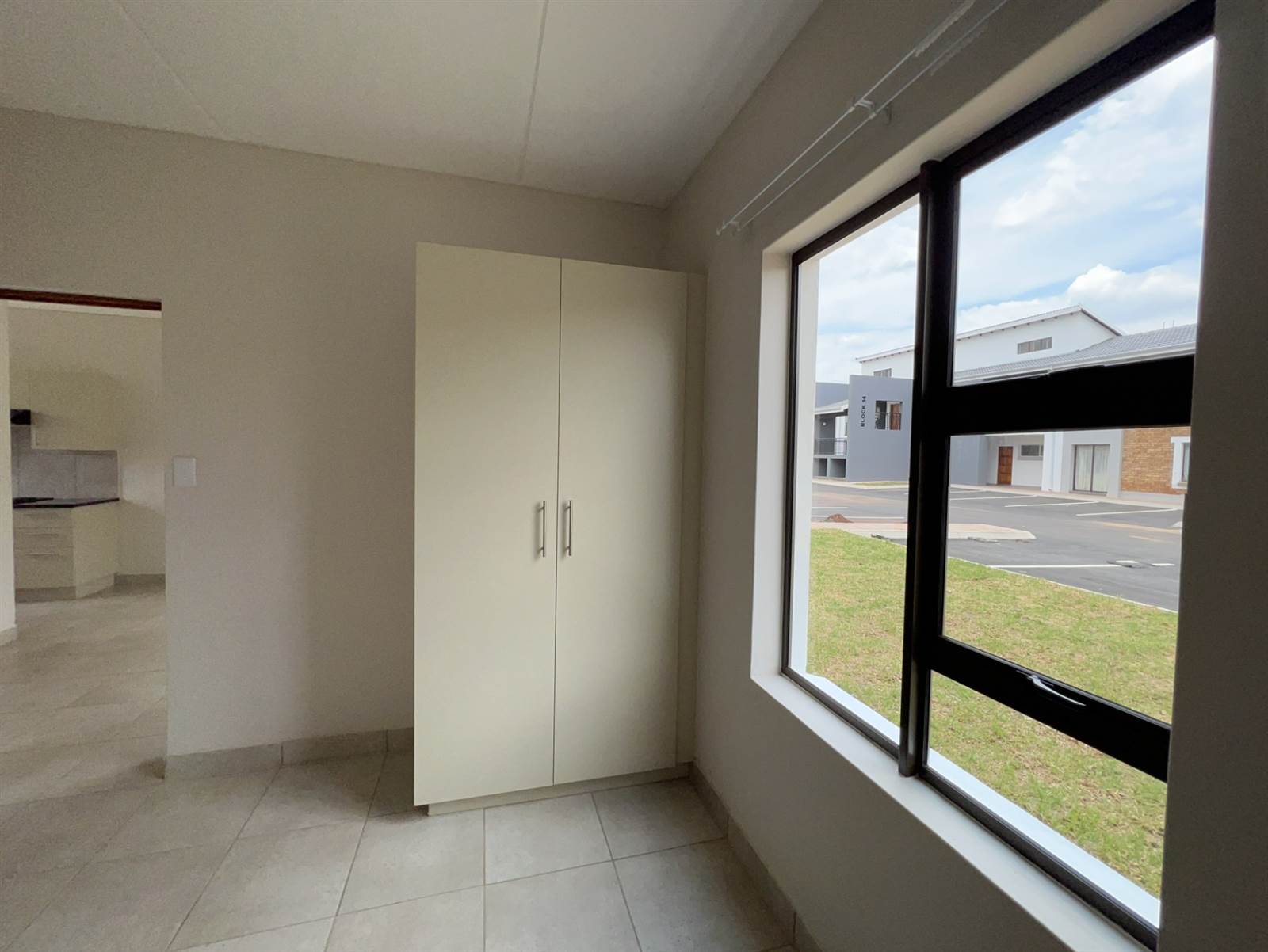 2 Bed Apartment in Protea Glen photo number 11