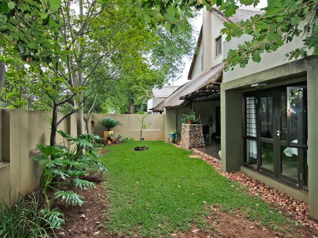 3 Bed Townhouse in Fourways photo number 21