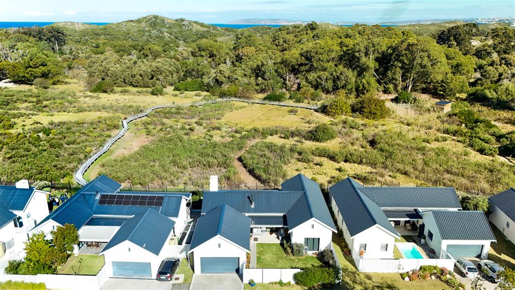 3 Bedroom House 3 Bedroom House