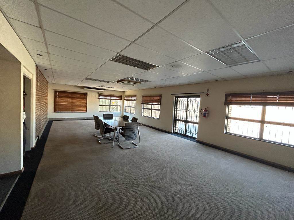 11880  m² Industrial space in Hughes photo number 22