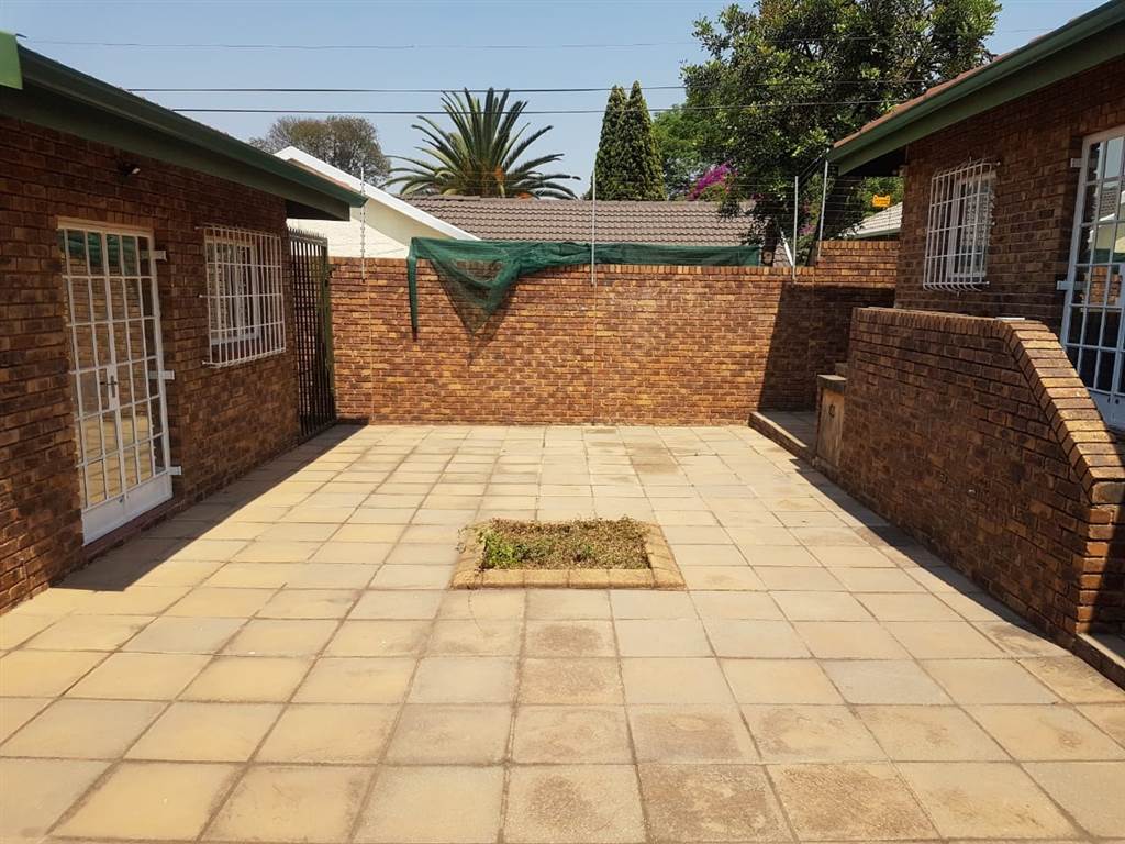 511  m² Commercial space in Edenvale photo number 3