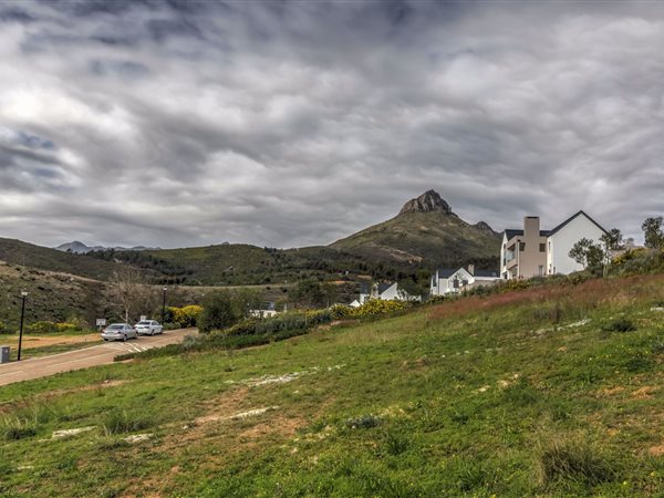 483 m² Land available in Stellenbosch Central