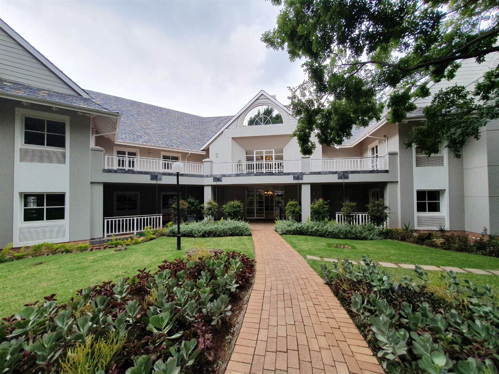 329  m² Commercial space in Bryanston photo number 13
