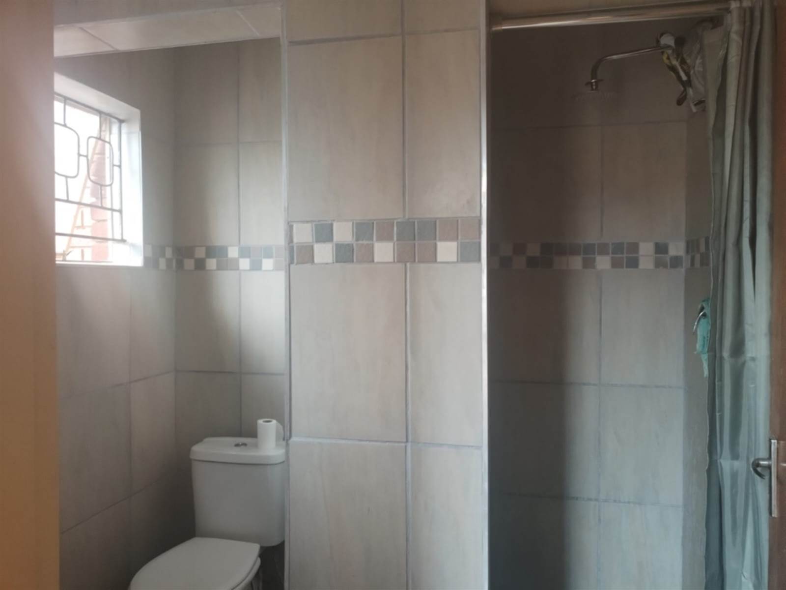 5 Bed House in Soshanguve photo number 17