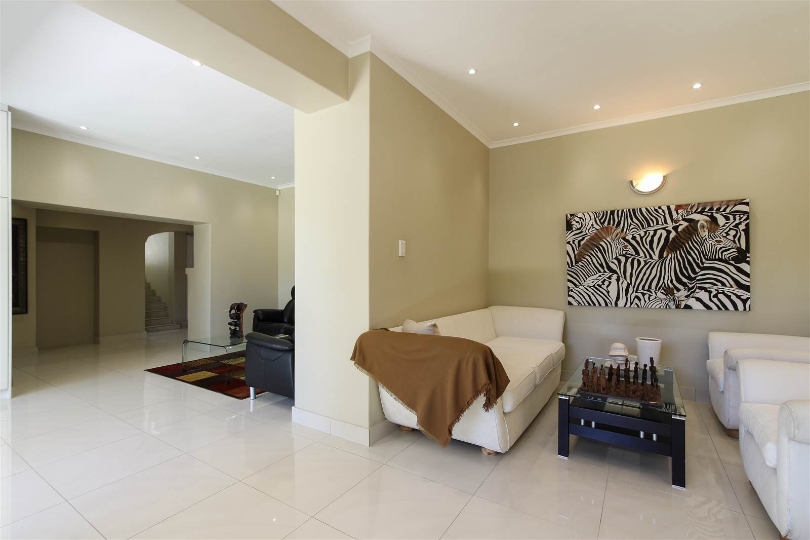 4 Bed House in Fresnaye photo number 17