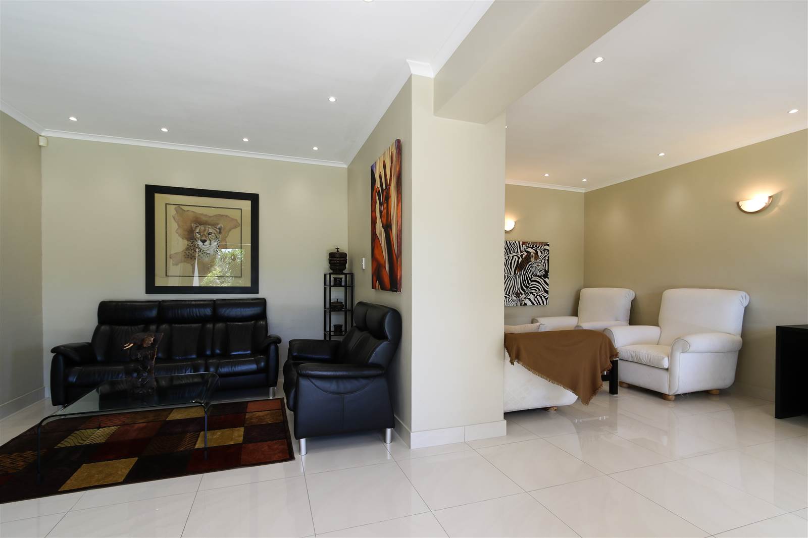 4 Bed House in Fresnaye photo number 16