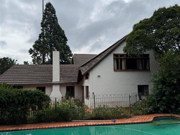 4 Bedroom House 4 Bedroom House