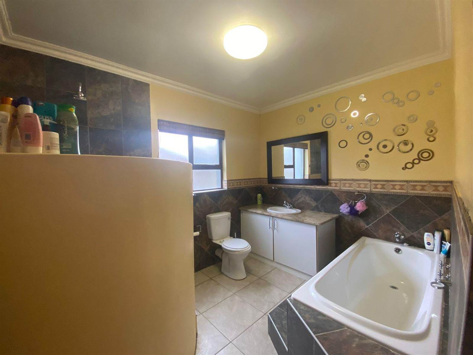 4 Bed House in Vaalview photo number 17