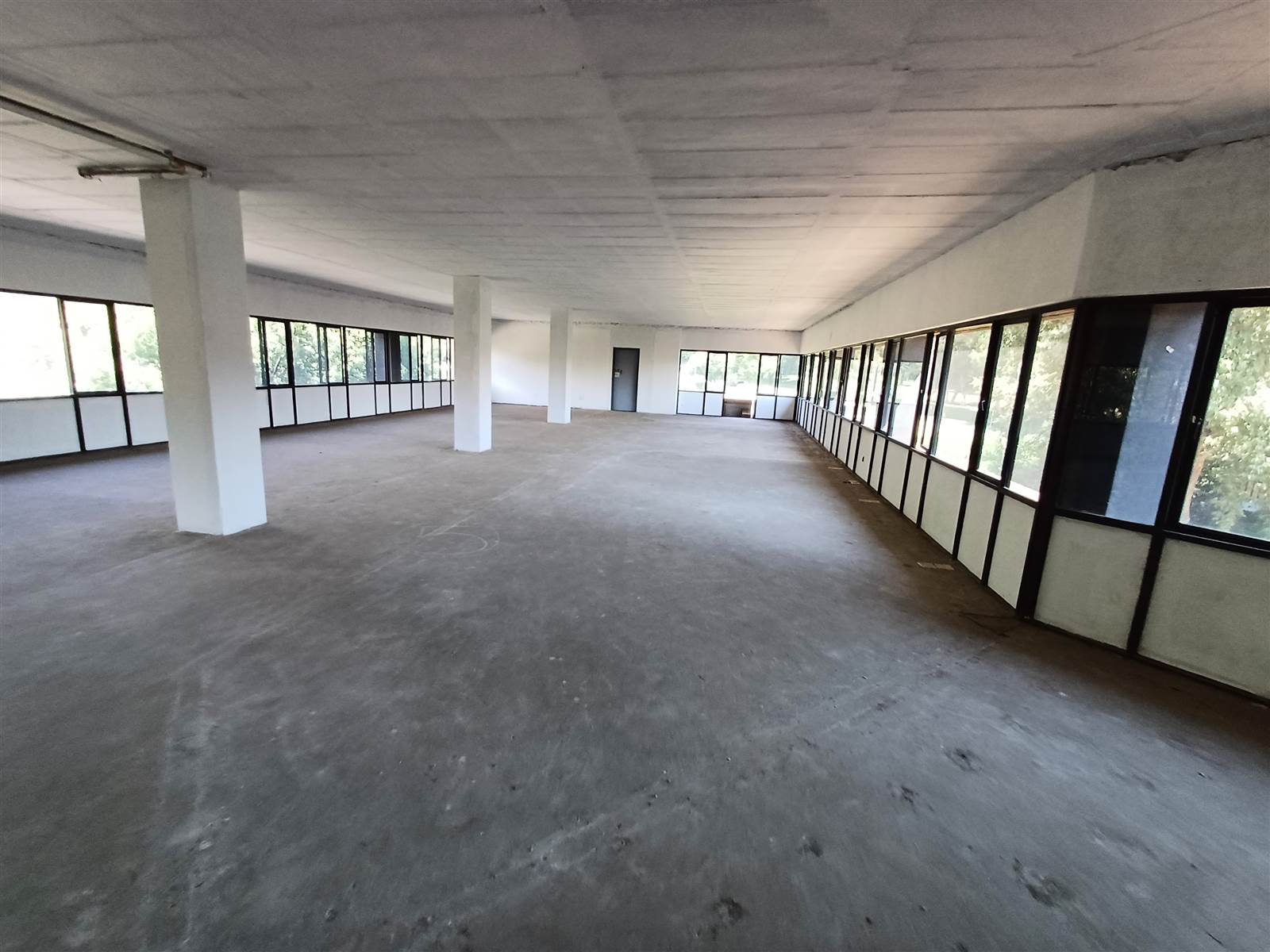 692  m² Commercial space in Richmond photo number 6