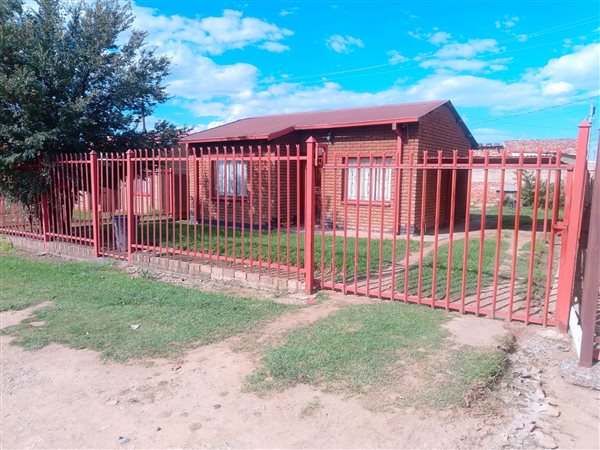 2 Bedroom House 2 Bedroom House