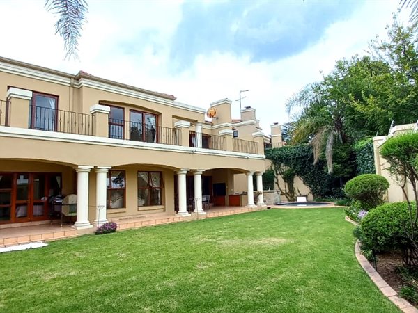 5 Bed Cluster in Lonehill