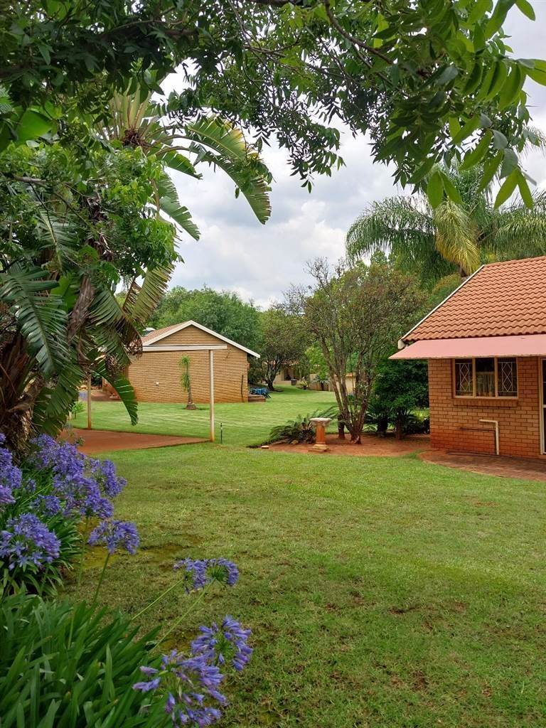 1412  m² Commercial space in Rustenburg Rural photo number 6