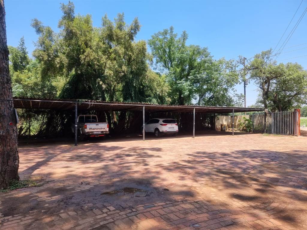 1.2  m² Industrial space in Nelspruit photo number 3