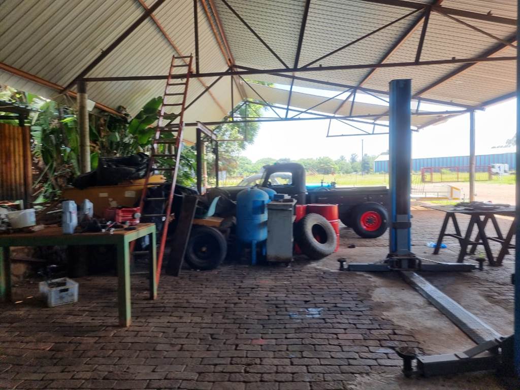 1.2  m² Industrial space in Nelspruit photo number 20