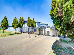 Townhouse in Crystal Park