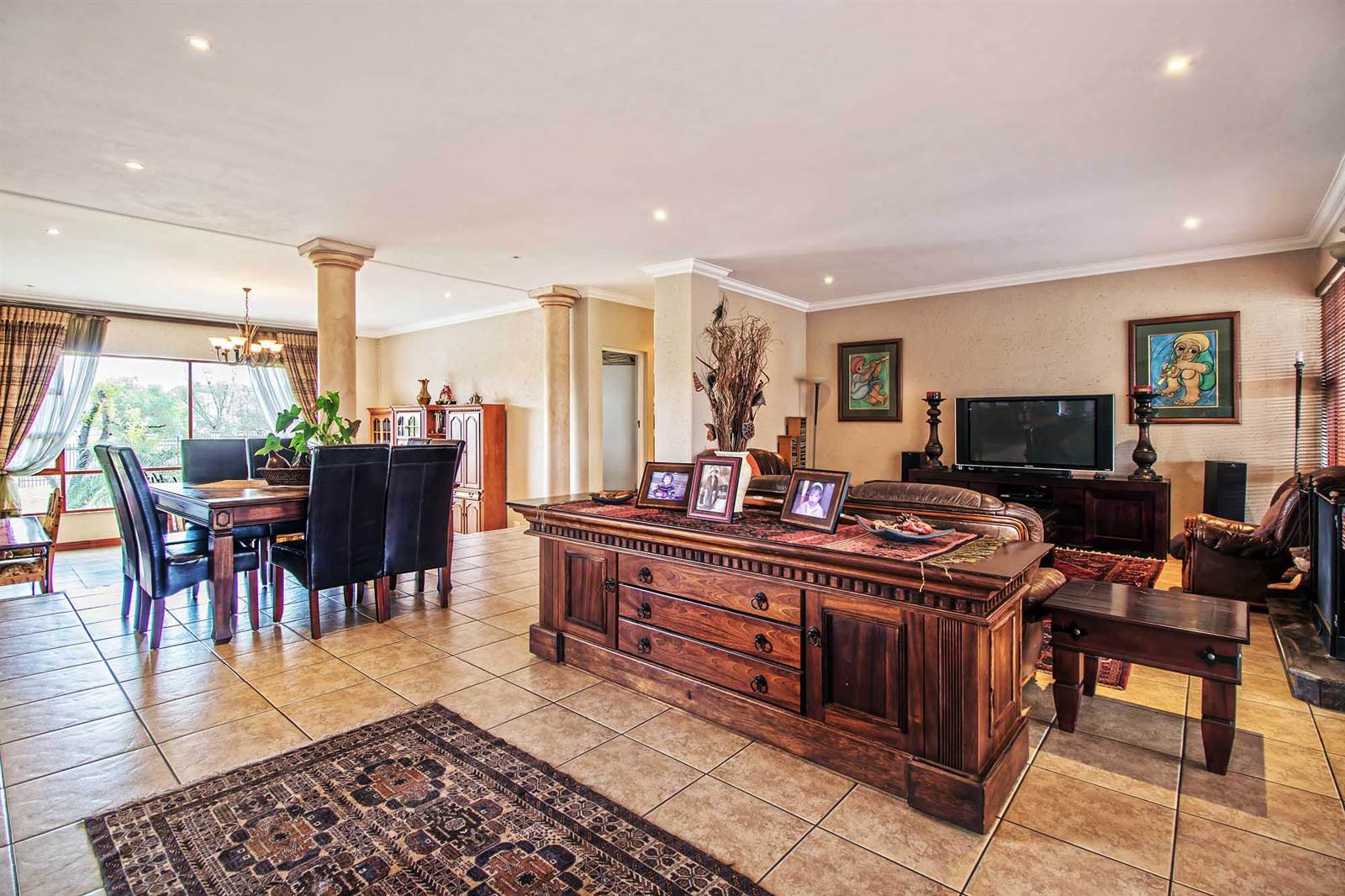 5 Bed House in Mooikloof Equestrian Estate photo number 10