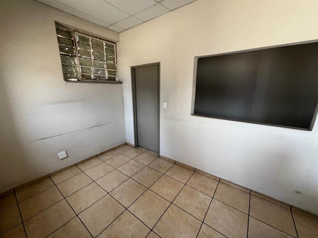 961  m² Industrial space in Benoni South photo number 9