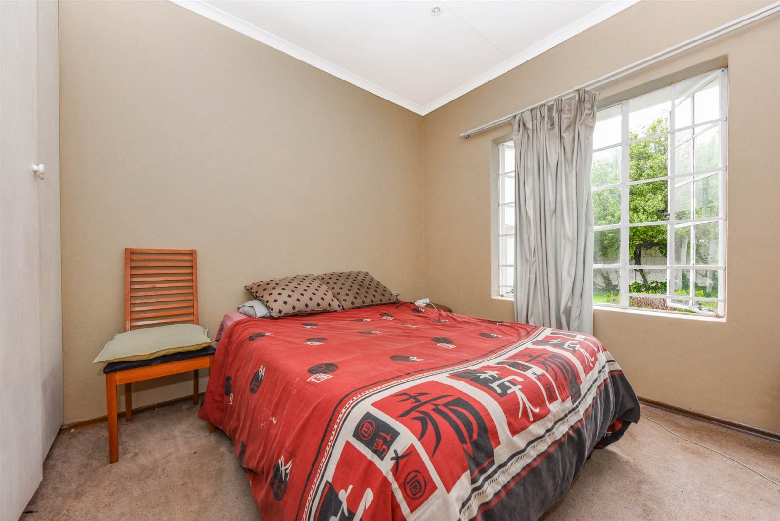 3 Bed Townhouse in Craighall Park photo number 13