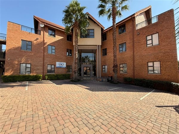 330 m² Commercial space 330 m² Commercial space