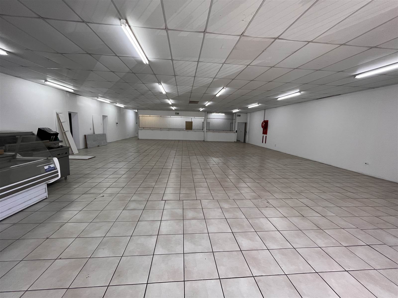 303  m² Retail Space in Kwazakhele photo number 4