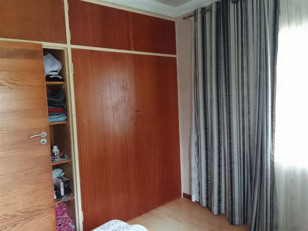 3 Bedroom House 3 Bedroom House