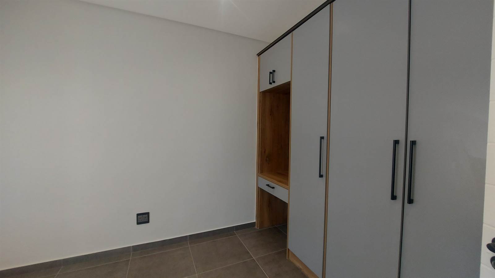 3 Bed House in Hoogland photo number 6