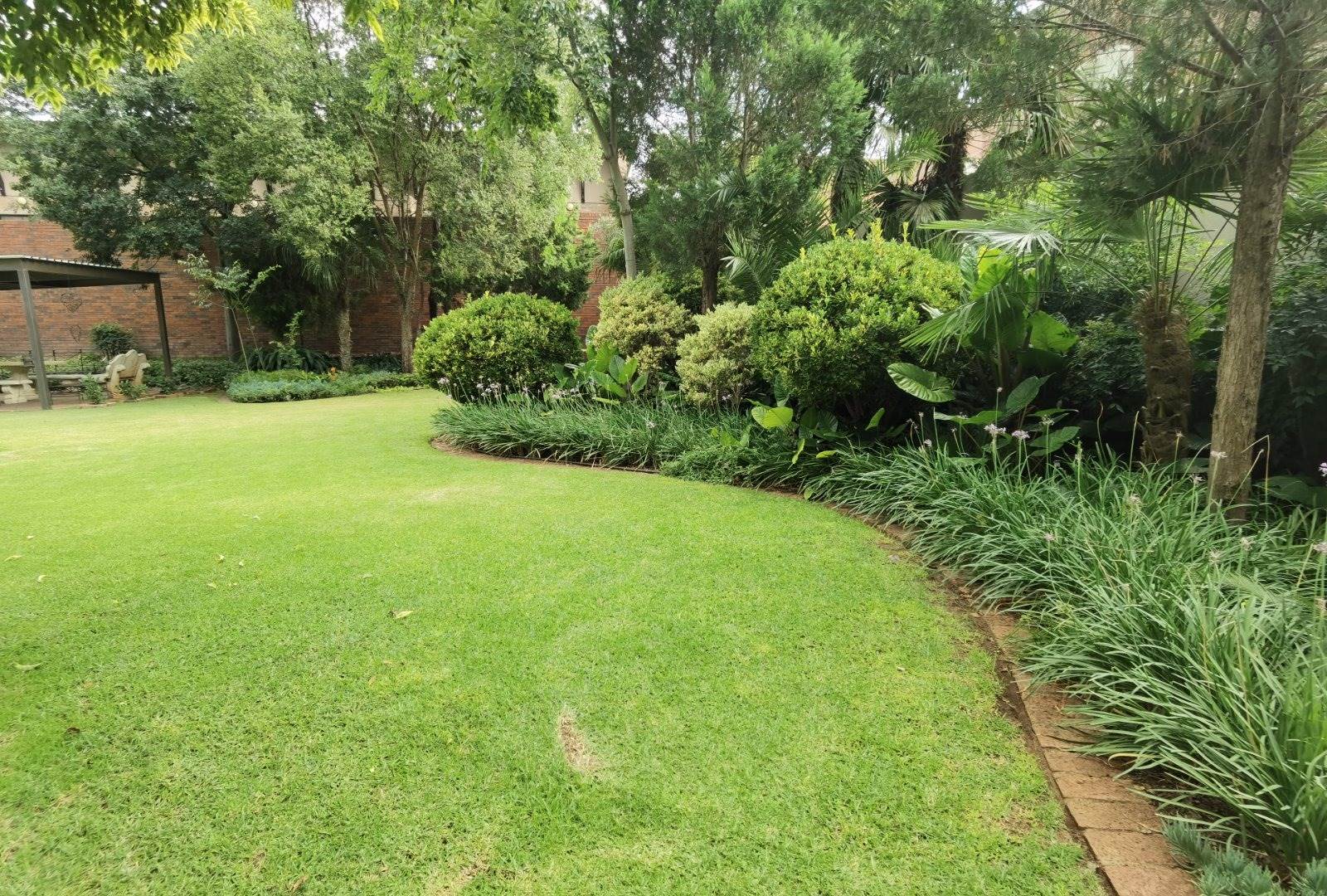 9 Bed House in Potchefstroom Central photo number 6