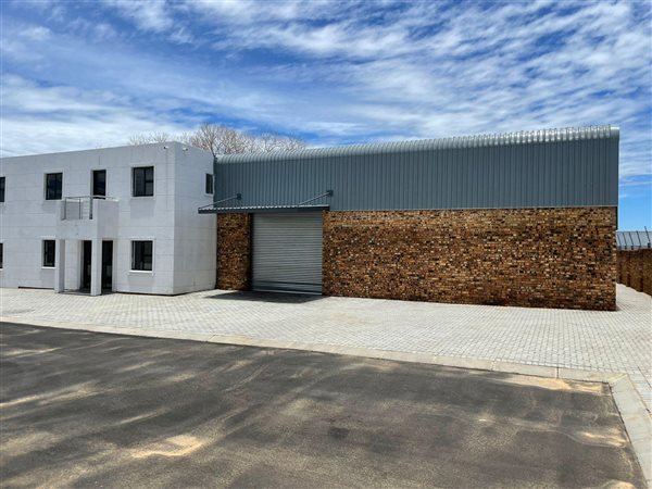547  m² Industrial space in Newmarket Park