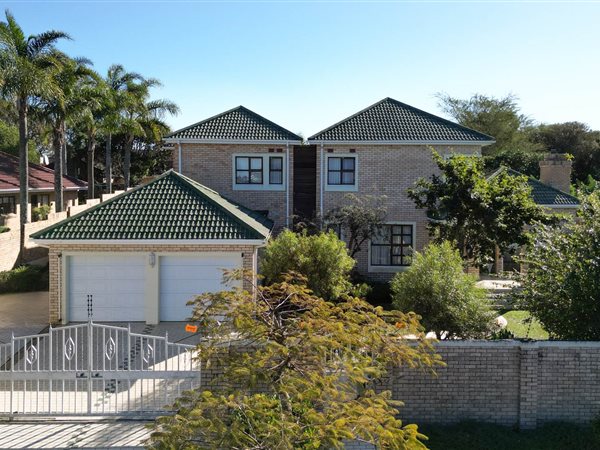 4 Bedroom House 4 Bedroom House