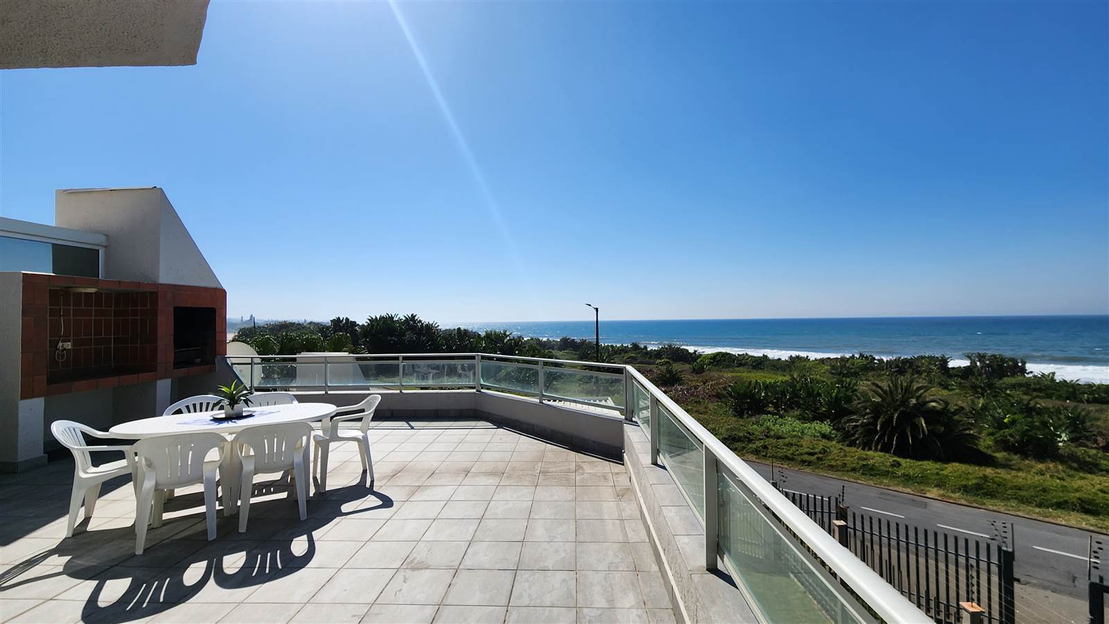 3 Bed Apartment in St Michaels on Sea photo number 4