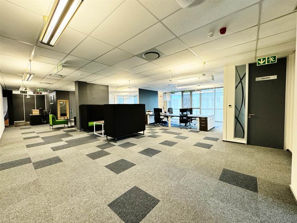 375  m² Commercial space in Fourways photo number 10