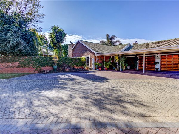 3 Bedroom House 3 Bedroom House