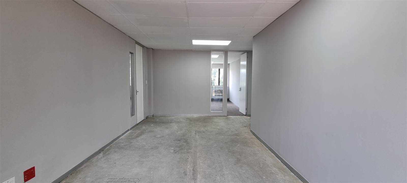 239  m² Commercial space in Sandown photo number 5