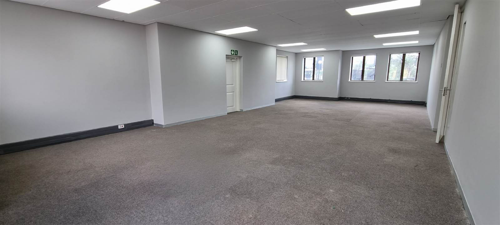 239  m² Commercial space in Sandown photo number 9