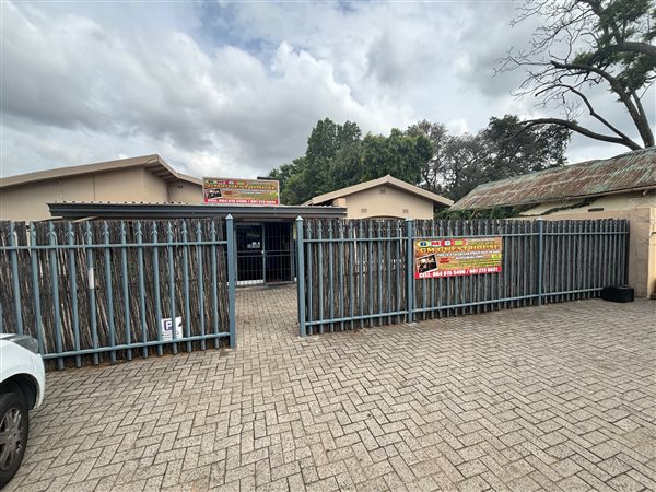 1  m² Commercial space in Rustenburg Central