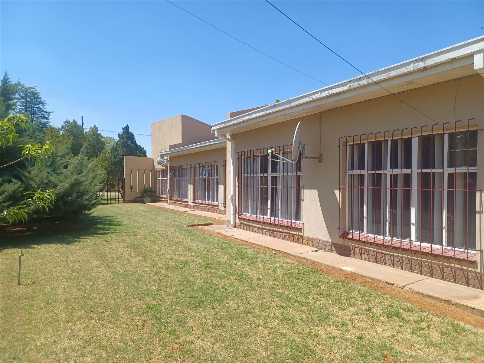 3 Bed House in Wolmaranstad photo number 8