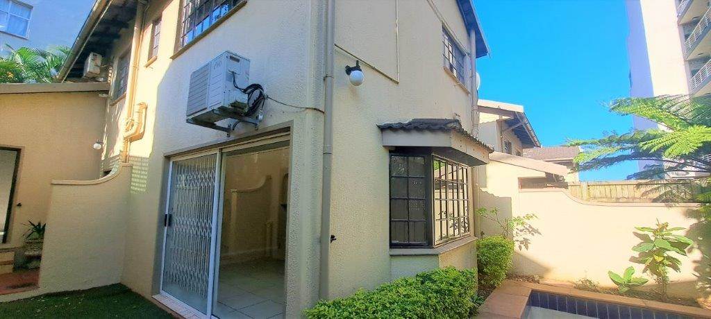3 Bed Townhouse in Musgrave photo number 4
