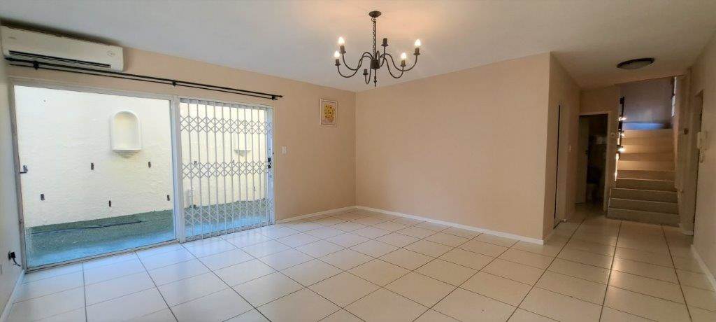 3 Bed Townhouse in Musgrave photo number 9