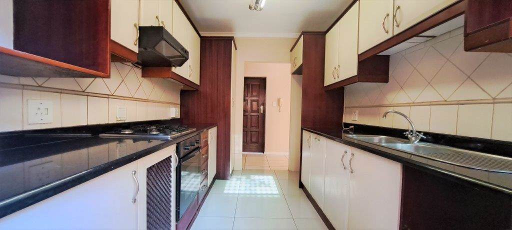 3 Bed Townhouse in Musgrave photo number 6